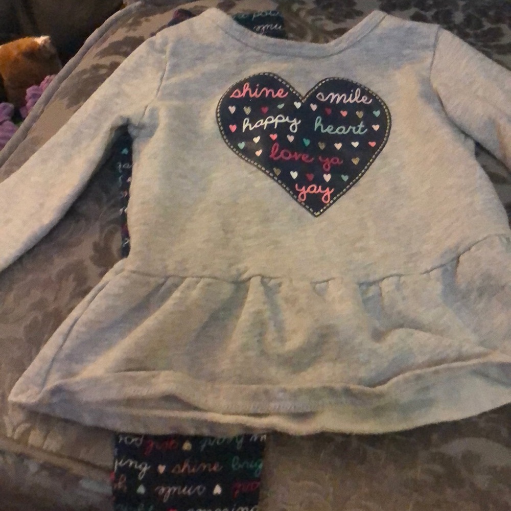 3/10 bundle eligible ⭐️ GUC CARTERS 2T SET